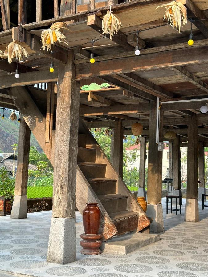 Du Gia Thu'S Homestay Làng Cac 외부 사진